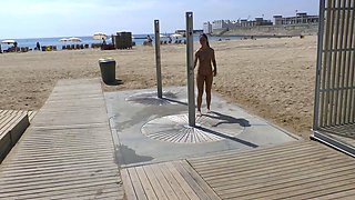 Sexdate amateurs at the public beach 1