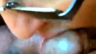 Die deutsche Oma gibt einen Blowjob