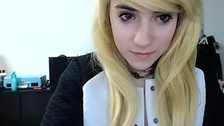 Blonde teen Sierras first erotic masturbation video