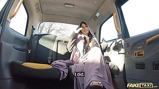 Extraordinary Yasmina Khan's faketaxi action