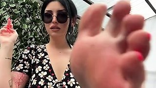 Mistress Glamorous - Ash, Spit & Fit For Losers