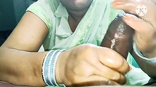 Indian Mom Hot Sex with Hindi Dirty Talk - Stepmom Fucked Hard by Young Guy