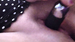 Curvy MILF Squeals and Moans as She Plays with Vibe Wand and Clit Sucker Til She Cums Hard