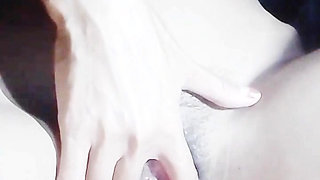 I am fingfering my virgin tight pussy. Bangladeshi village College student self fingfering viral video.