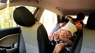 Tattooed man loves rectal hump in a crimson car interior