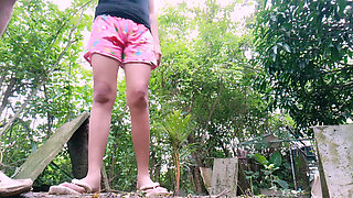 19 YEAR OLD HOUSEMAID DE VIRGINIZE ON PUBLIC WHILE CLEANING AT THE GARDEN