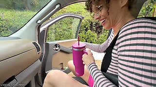 Desperate Starlet Trades Blowjob for Hollywood Casting Couch Spot