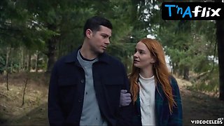 Aisling Franciosi Fun bags Sequence in Twinless