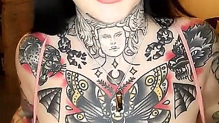 Babe in Bikini Putting U in Your Place