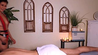 Coco Scorpio s Oily Handjob Spa Surprise