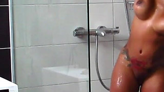 fuck Me Hard and Fill Me up" Intense Interracial Shower Sex with Big Butt Ebony - Kiki Minaj