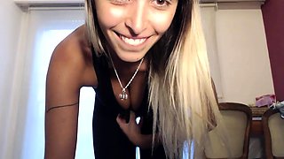 Romanian amateur webcam teen masturbate