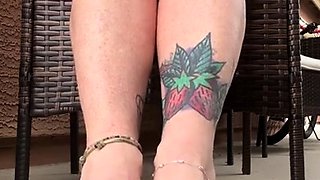 Amateur porn Gives Us Some Foot Fetish Aurora