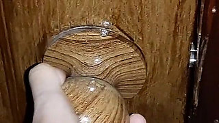 I Heard My Stepmom Moaning While Masturbating in the Toilet and Started Watching Her