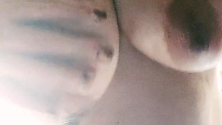 Presentation of Your Hucow's Udders