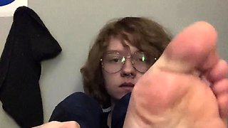 Maitresse Madelines solo foot fetish POV