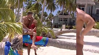 Dina Pearl Walks down to the Beach and Lets Her Lover Fuck Her Asshole - Private Porn Sex Videos