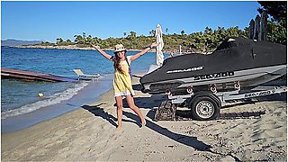 Up Dress No Panties At Crowded Public Beach # Natural Girl Close Up Public Pee