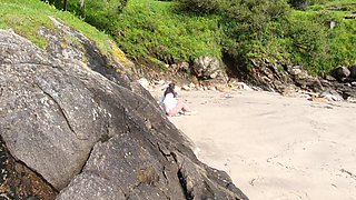 Dick Flash on the Beach. I Jerk off to a MILF. She Showed Her Pussy and Tits