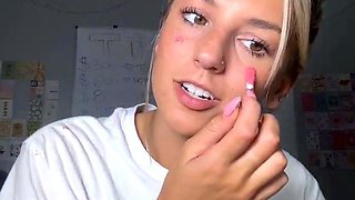 Blonde teen Sierras first erotic masturbation video