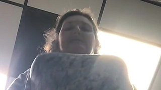 Desperate Cougar Does a Massive Pee in Dallas as Part of Her ‘pissing Around the World’ Collection!