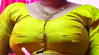 Desi Bhabhi Cheating with Neighbour – Hot Indian Aunty