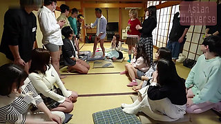 Hot Spring Bus Tour - a Packed Getaway of Unrestrained Group Indulgence
