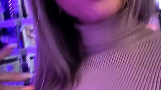 Sexy hottie Anetta Keys enjoys a solo toy masturbation