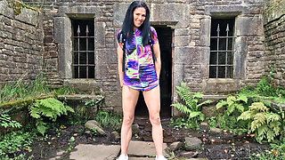 Naked Outdoors Gaping and Pissing