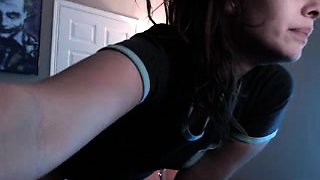 Cute amateur webcam teen girl toying pussy on webcam