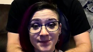 Webcam skinny brunette plays her squirt pussy
