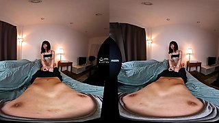 Mysterious Japanese Beauty Beckons For Erotic VR Adventure