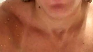 Blonde solo jerking off