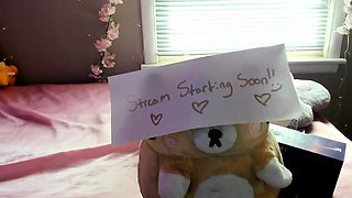 Amateur Foot Fetish Girlfriend Sucks and gives a Footjob