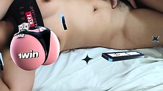 Feeling so horny, I wanna pound this naked gal - hottest