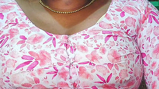 Desi Item Girl Kavita Model Part - 01