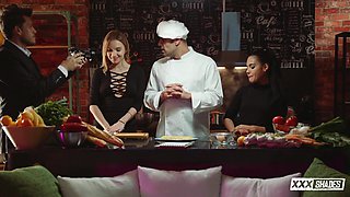 Pablo Ferrari Heats Up Kitchen with Sizzling Group Passion