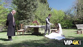 The bride gives outdoor oral in pearl beads