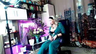 Russian writer Peter Stone fucks his whore wife Aimee in the ass and gives her an invigorating marital cunnilingus...))