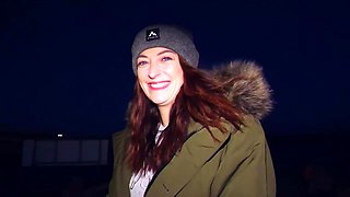 Joss bumps into the landlady's sister - Jacquie et Michel TV