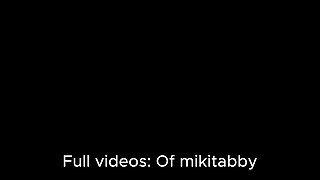 Puting cream in my whole body after the gym