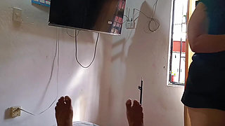 Unfaithful wife! the cuckold commands his friend and the pervert pulls out his penis. I ended up sucking him, he fucked me well and cummed in my pussy