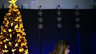 Hot brunette amateur MILF rides hubbys cock