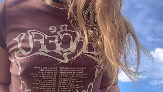 Girl Shows Her Tits and Pussy Outdoors