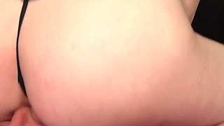 Facesitting and Ballbusting