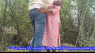 Outdoor unexpected hot romance with fuck