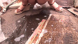 Amateur Girls' Squirting: Slow-motion Playback Lets You Relive Every Moment.