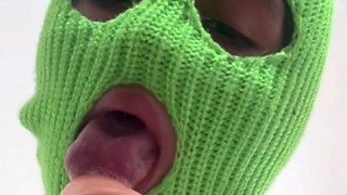 I love to suck viral