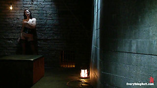 Juliette's Anal Punishment