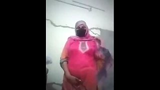 Hot Hindi Urdu Sex Story: Viral Bhabhi Solo with Big Natural Tits and Dirty Talk